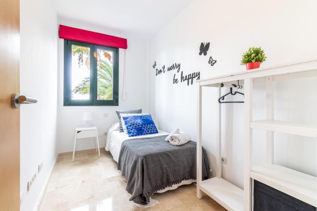 Holiday home Flatguest San Fernando + 4bdr + Terrace + Parking