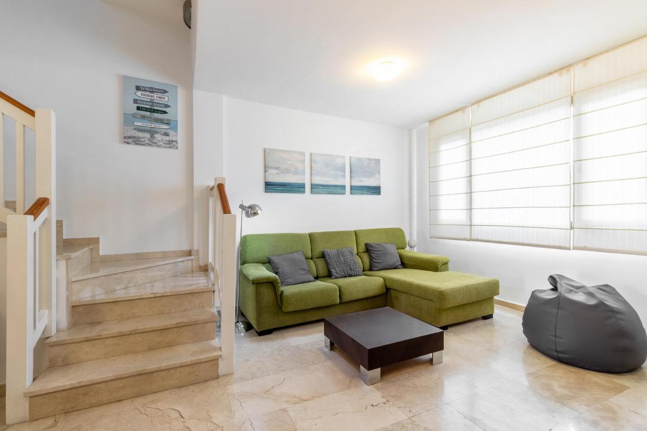 Flatguest San Fernando + 4bdr + Terrace + Parking Holiday home