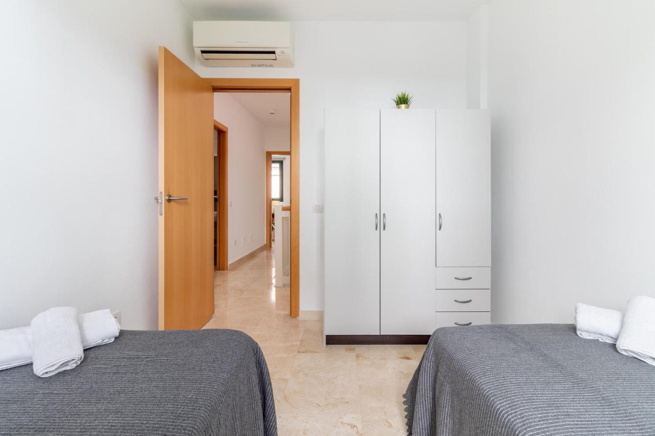 Flatguest San Fernando + 4bdr + Terrace + Parking * San Bartolomé